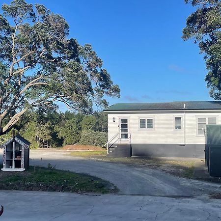 Muriwai Lodge Bagian luar foto